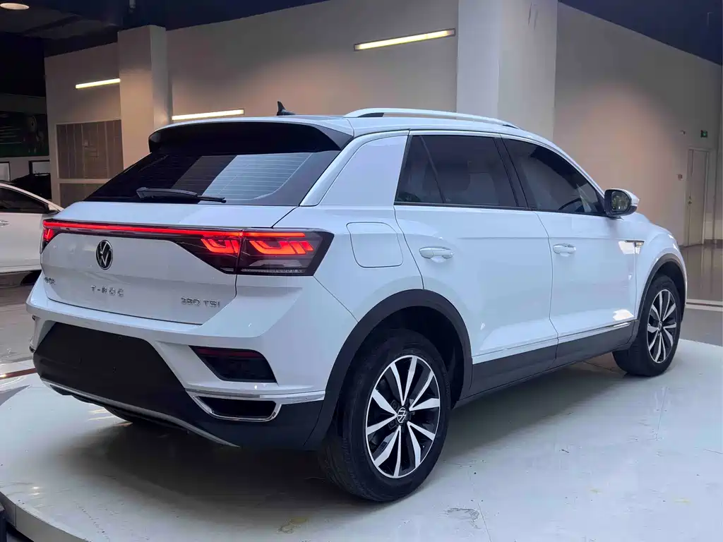 VOLKSWAGEN T ROC EXPLORING SONGS