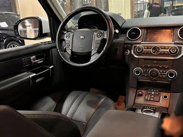 Land Rover Discovery — миниатюра 19