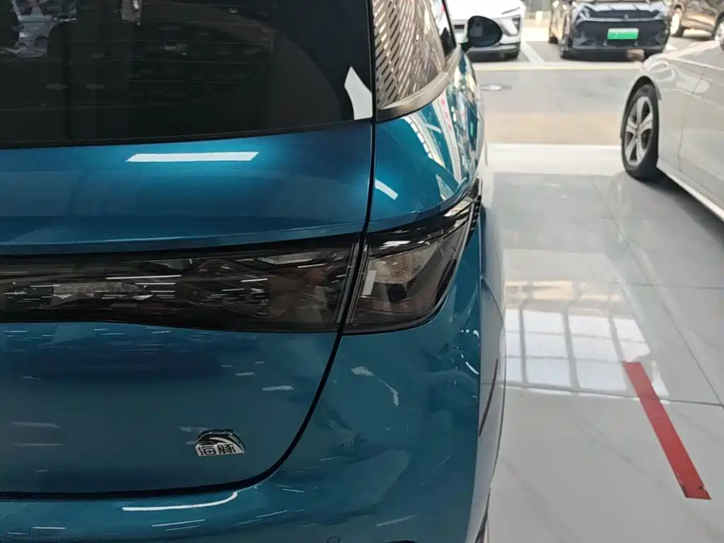 BYD Dolphin — миниатюра 8
