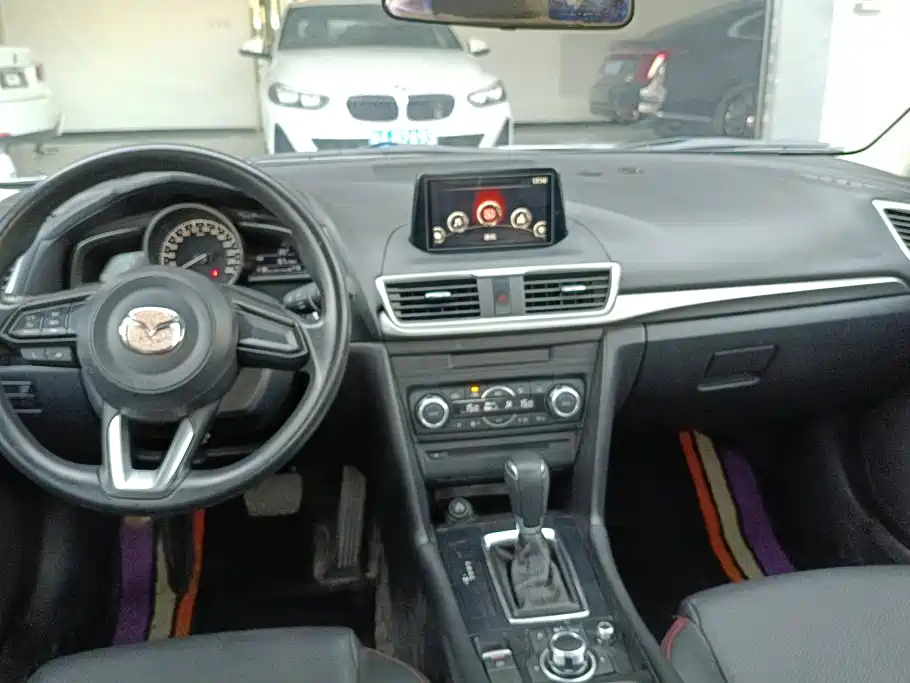 Mazda 3 Axela — миниатюра 12