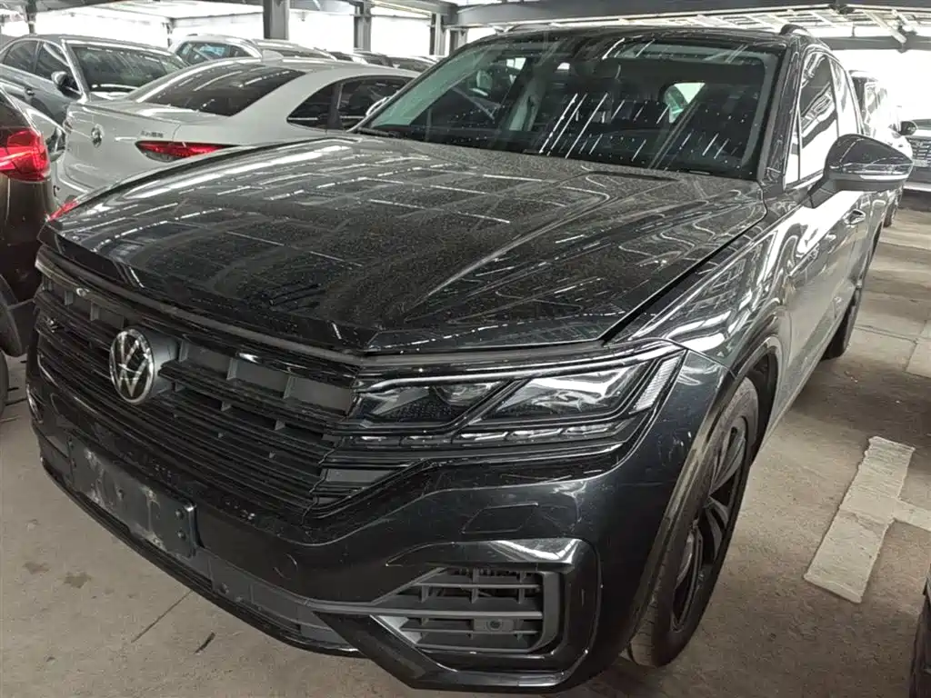 Volkswagen Touareg 2022 3.0TSI Sport