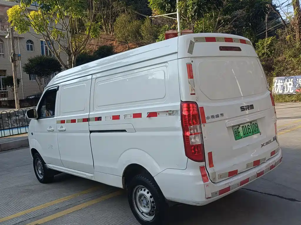 SRM XINYUAN NEW ENERGY LITTLE SEA LION EV