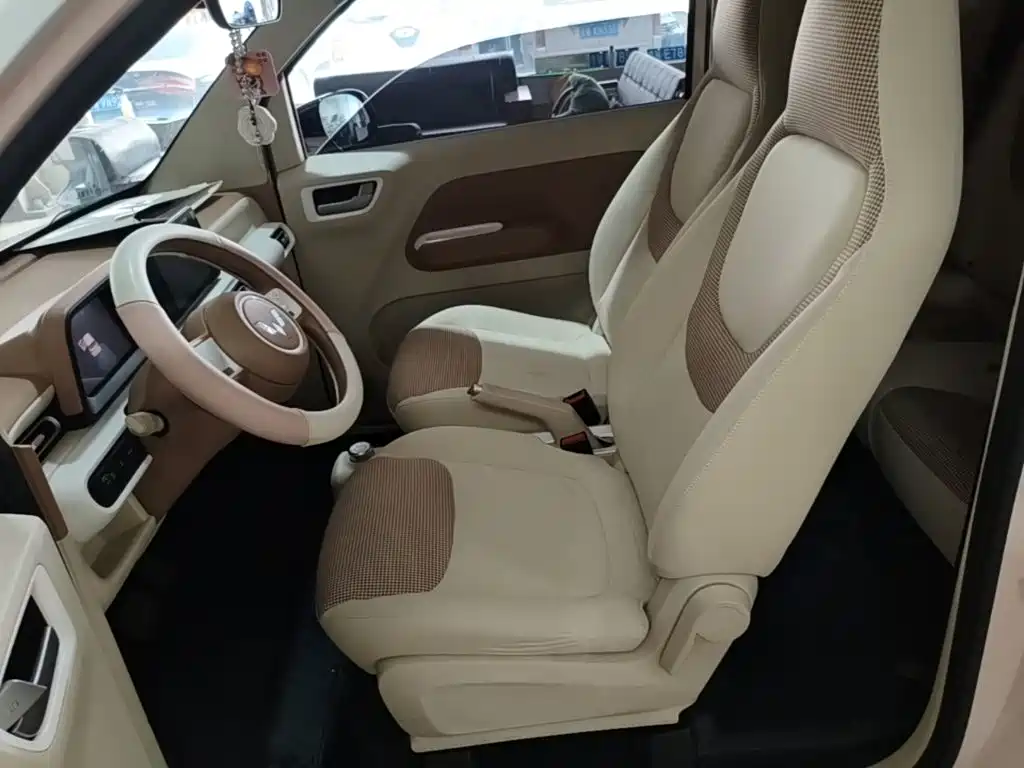 Wuling MINIEV — миниатюра 15