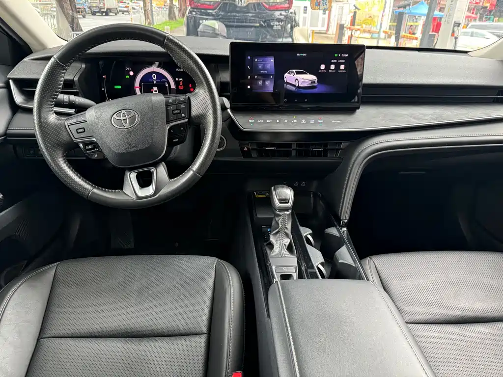 Toyota Camry 2024 2.0HGVP Luxury