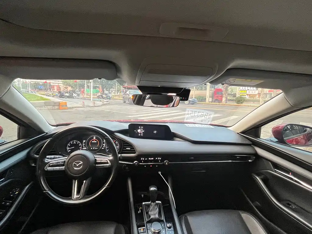 Mazda 3 Axela — миниатюра 9