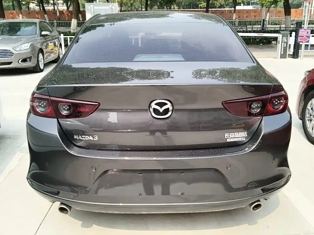 Mazda 3 Axela — миниатюра 6