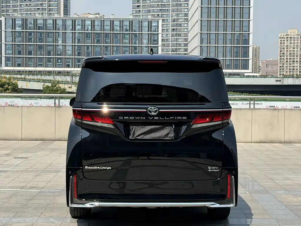 Toyota Vellfire — миниатюра 5
