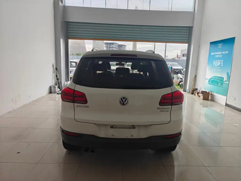Volkswagen Tiguan — миниатюра 15