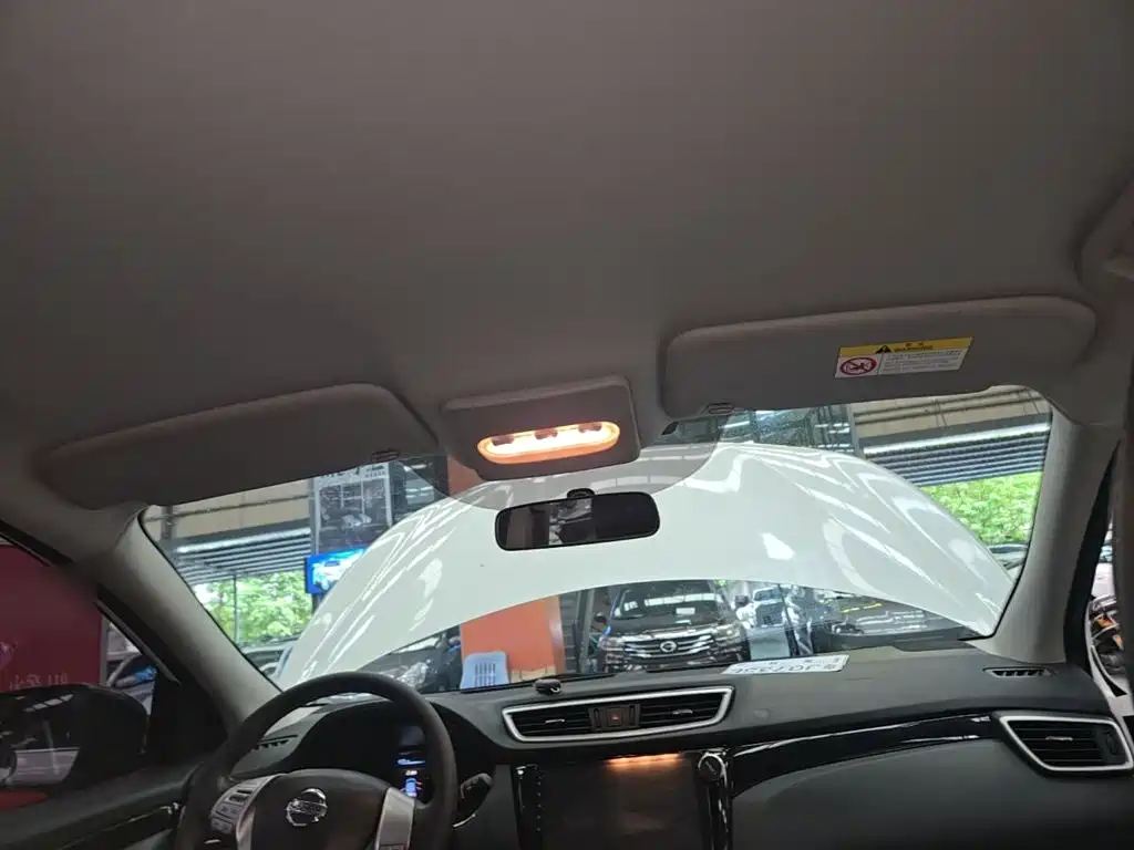 Nissan Qashqai — миниатюра 18