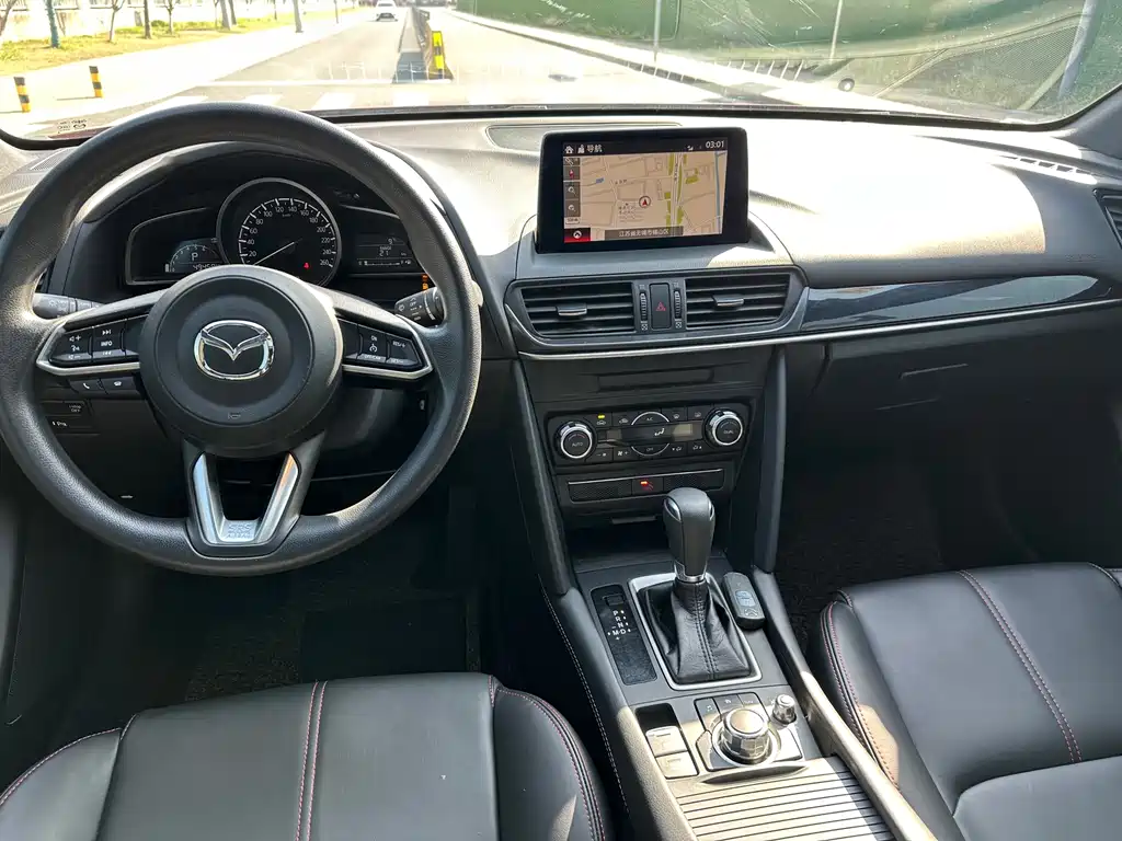 MAZDA CX 4