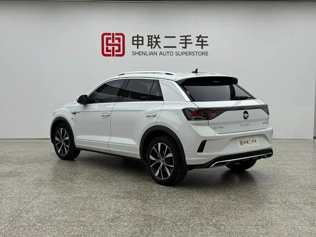 Volkswagen T-Roc — миниатюра 2