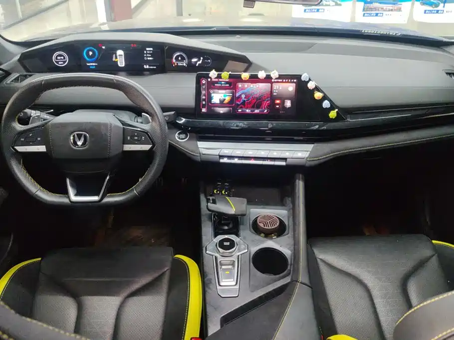 Changan UNI-V — миниатюра 12