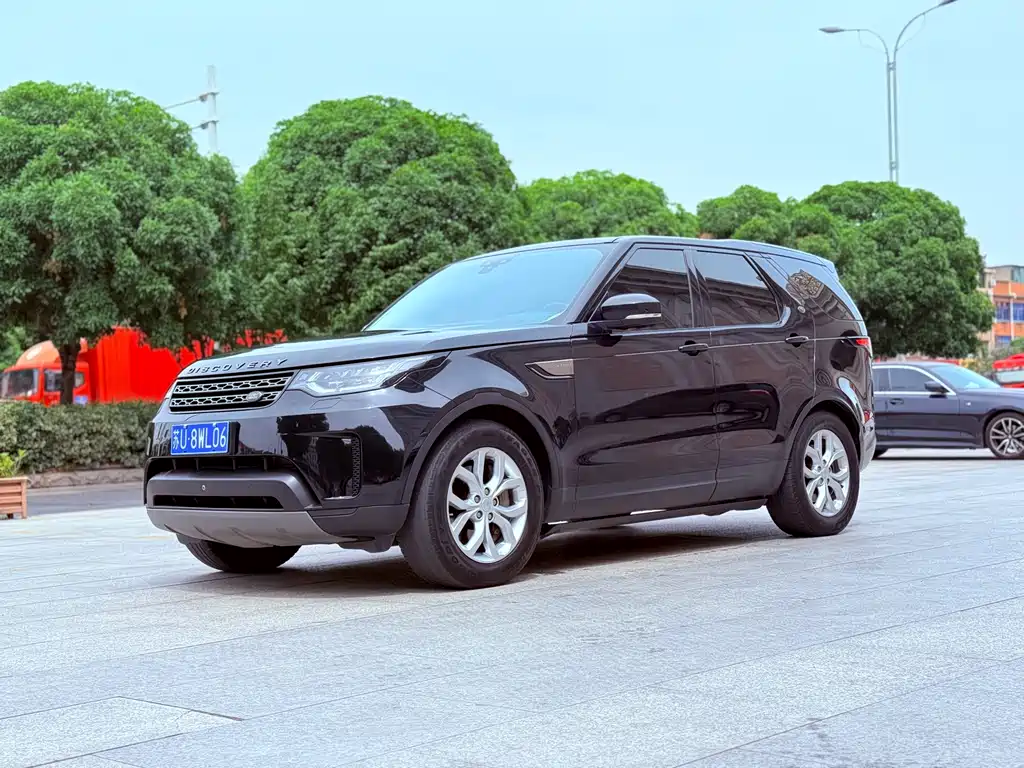 Land Rover Discovery 2018