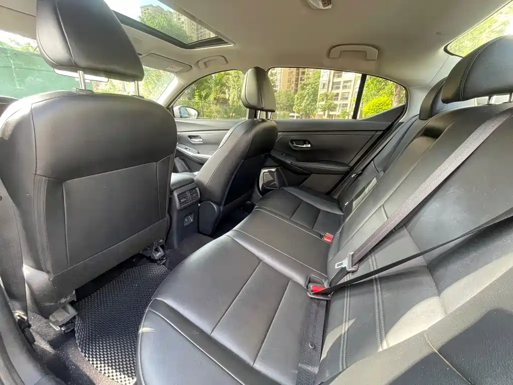 Nissan Sylphy — миниатюра 6