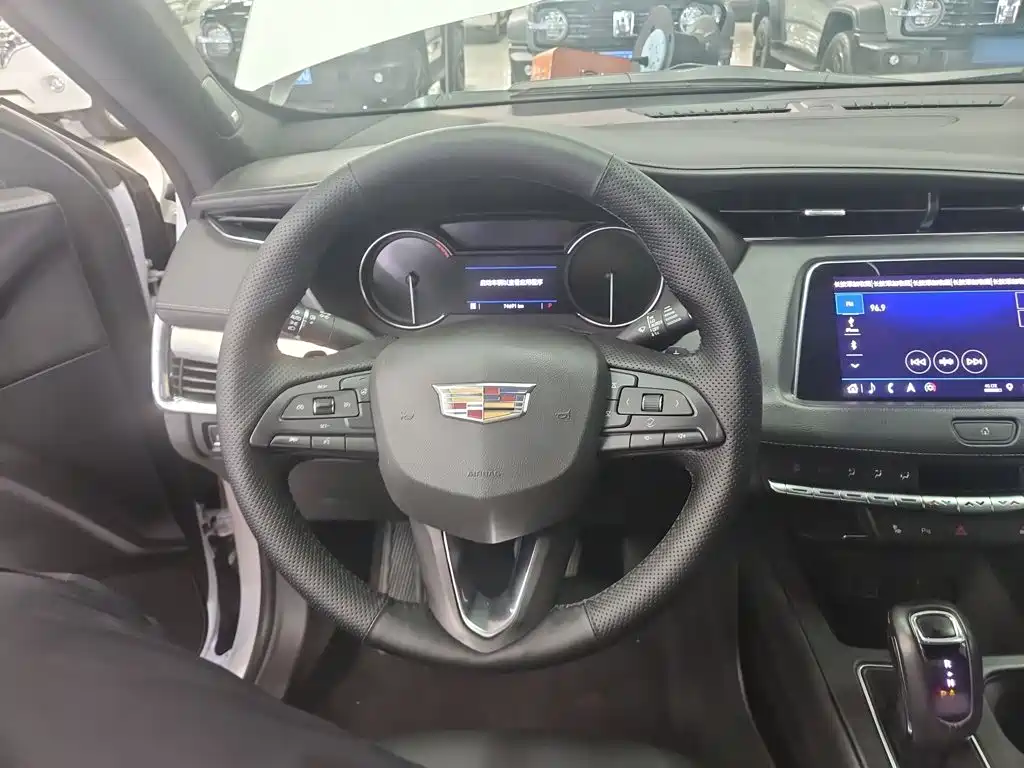 Cadillac XT4 — миниатюра 9