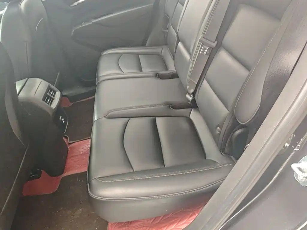 Chevrolet Equinox — миниатюра 17