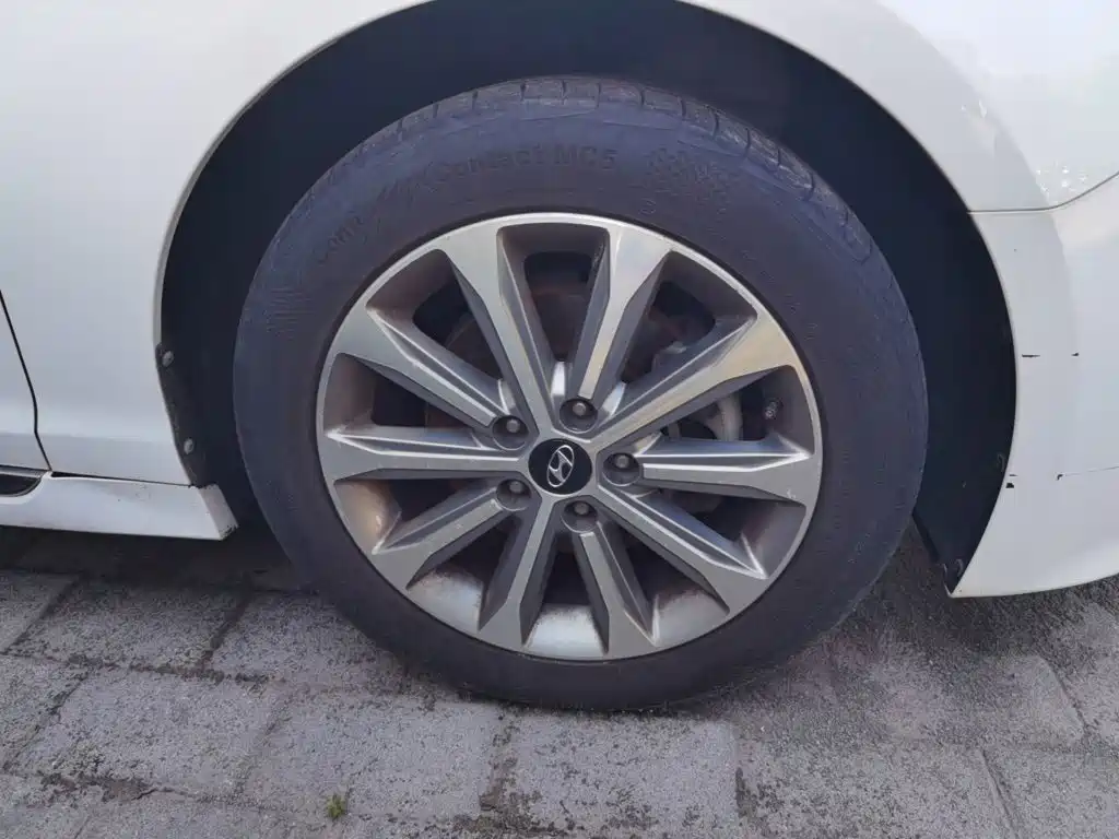 Hyundai Sonata — миниатюра 24