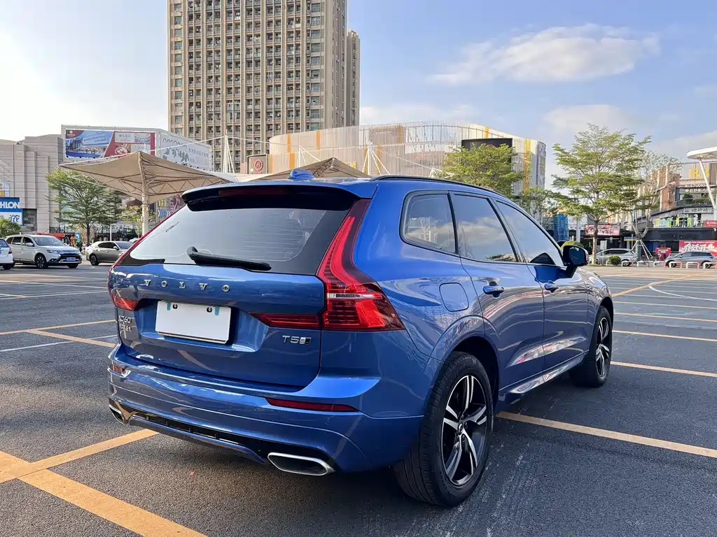 Volvo XC60 T5 4WD Smart Vision Sport Edition, фото 5