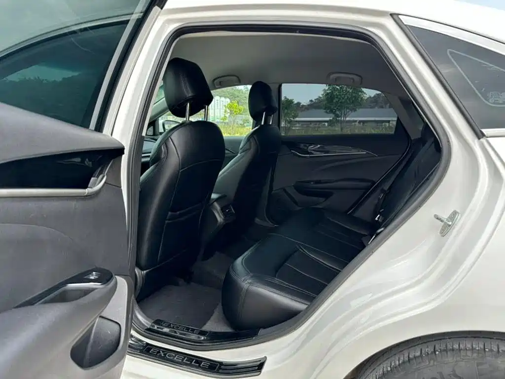 Buick Excelle — миниатюра 6