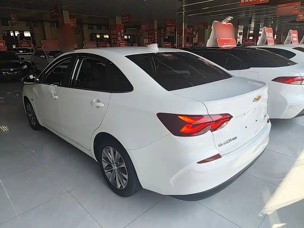 Chevrolet Monza — миниатюра 5