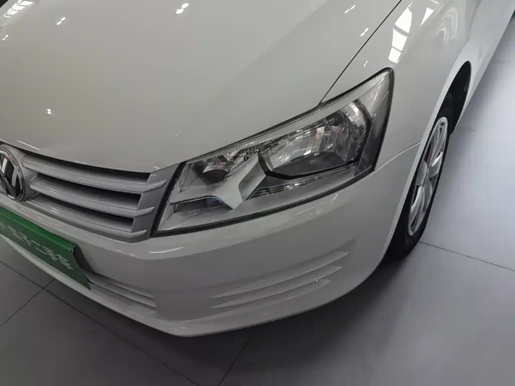 Volkswagen Santana — миниатюра 24