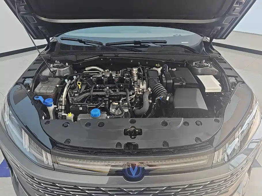 Changan Eado — миниатюра 10