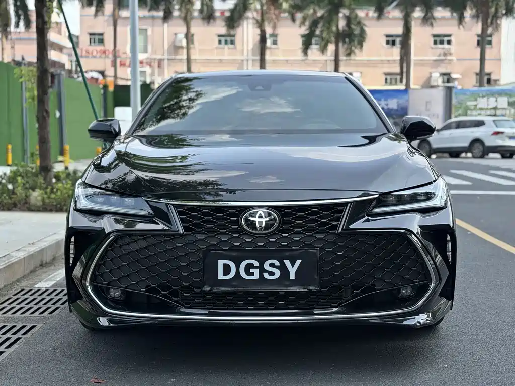 Toyota Avalon — миниатюра 2