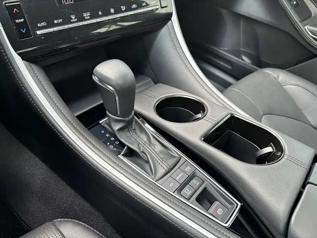 Toyota Avalon — миниатюра 17