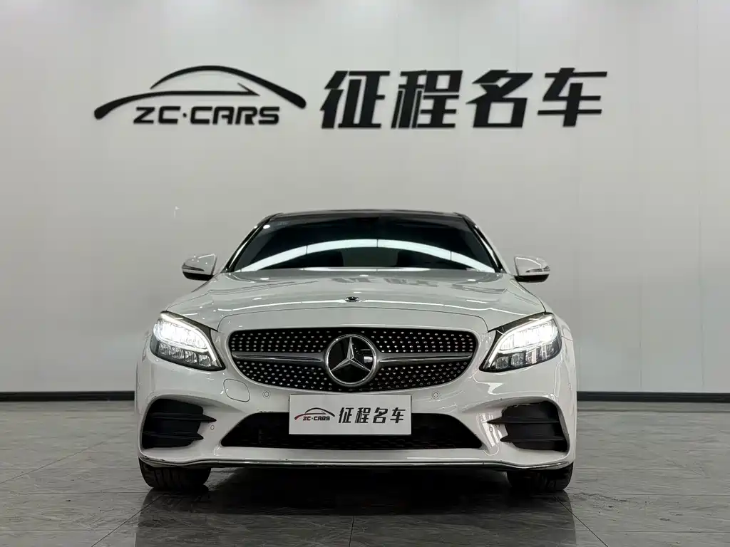 Mercedes-Benz C-Class — миниатюра 2