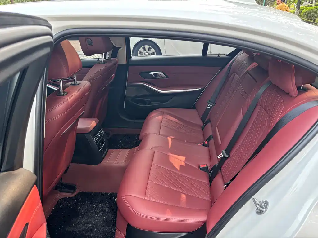 BMW 3 Series — миниатюра 6