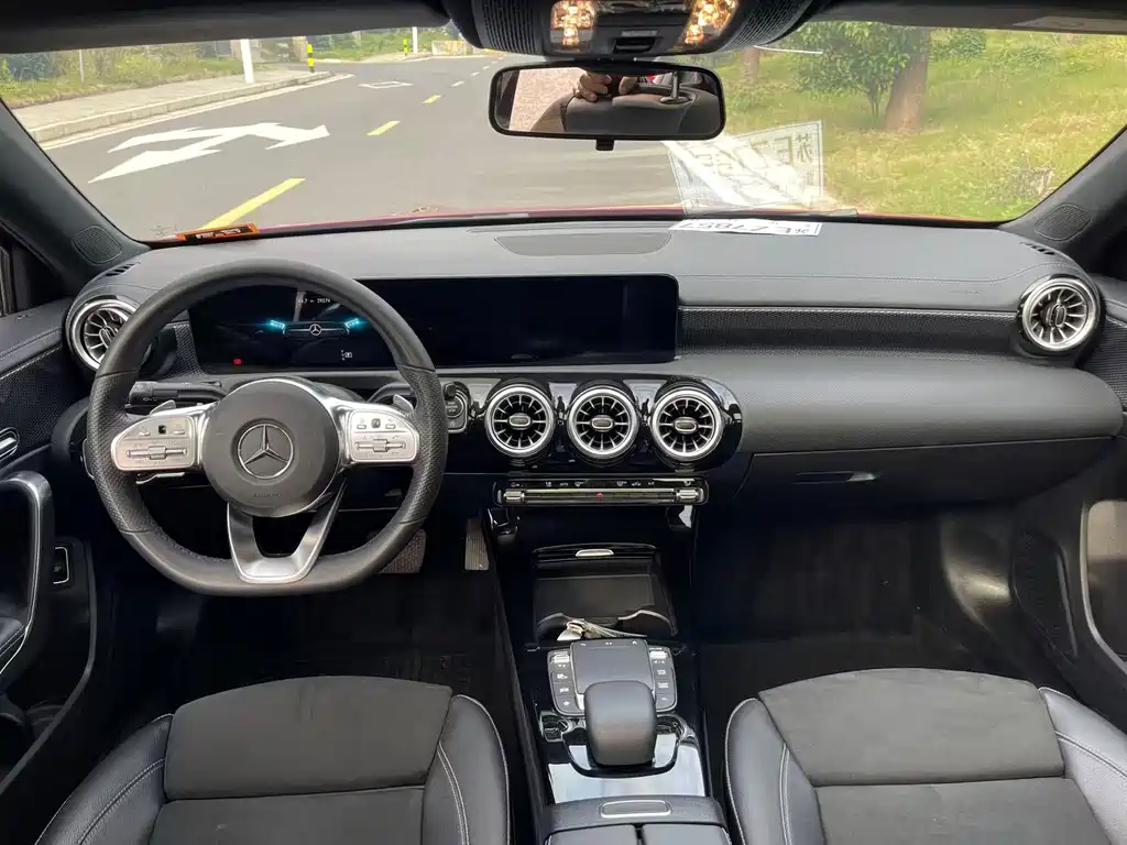 MERCEDES-BENZ A CLASS