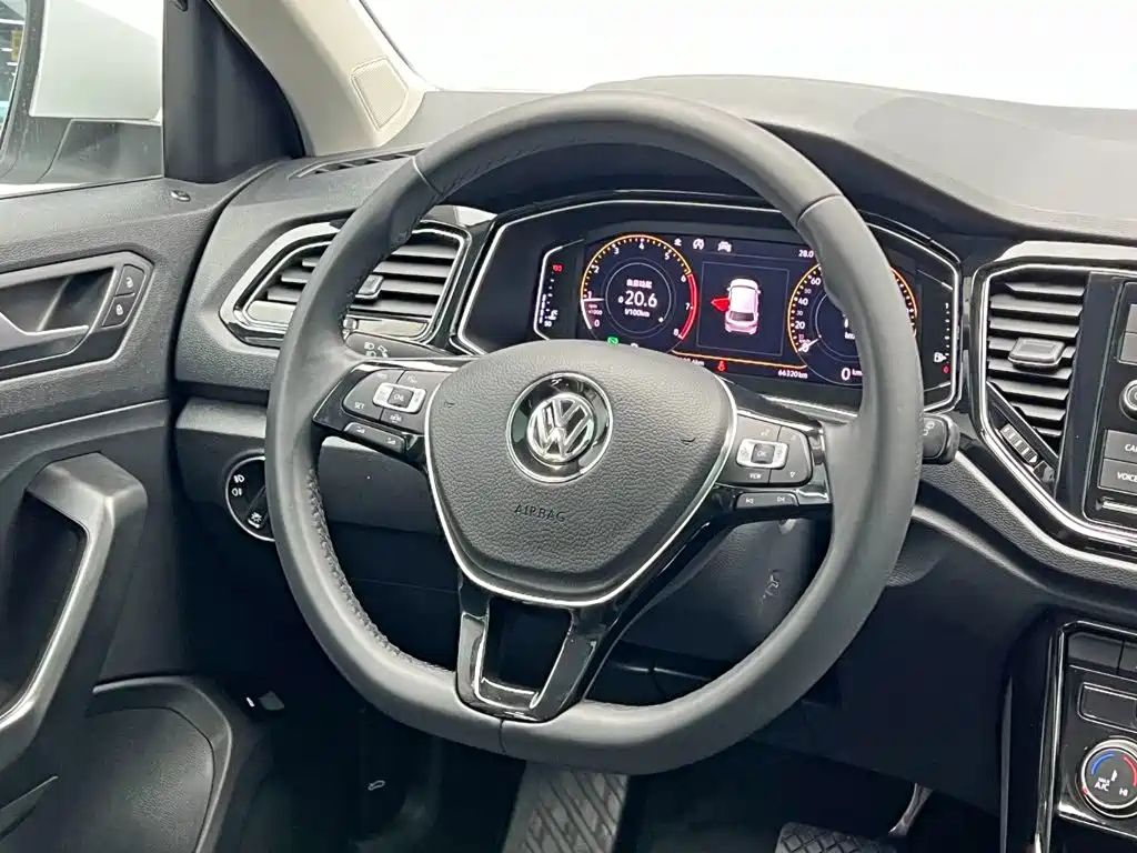 Volkswagen T-Roc — миниатюра 19