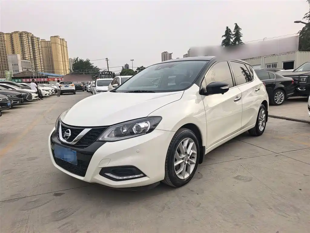 Nissan Tiida 2022