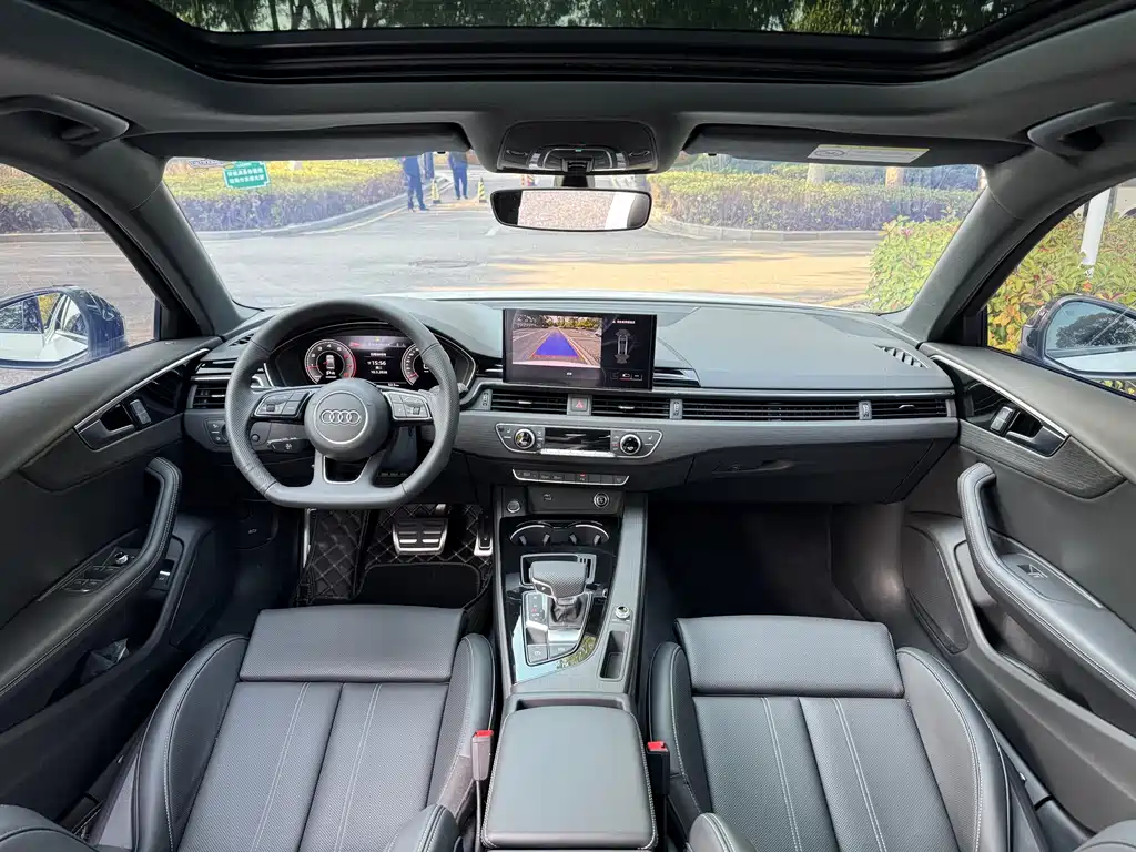Audi A4L 2024 40 TFSI Luxury