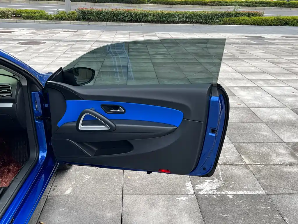 Volkswagen Scirocco — миниатюра 7