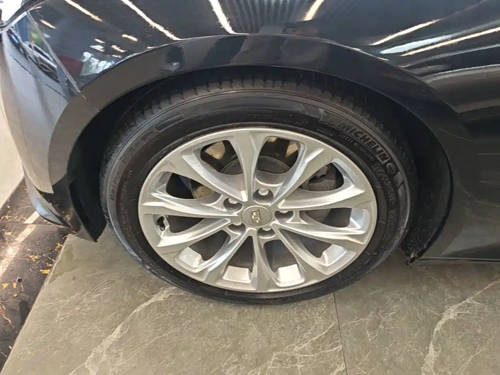 Cadillac CT5 — миниатюра 23