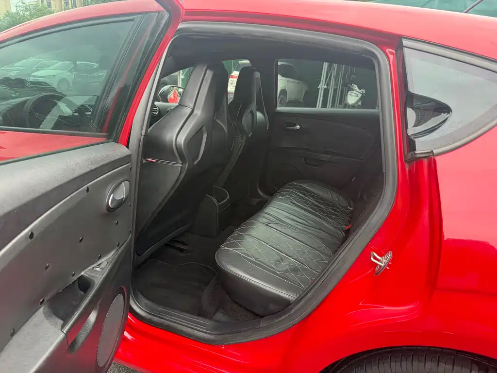 SEAT Leon — миниатюра 6