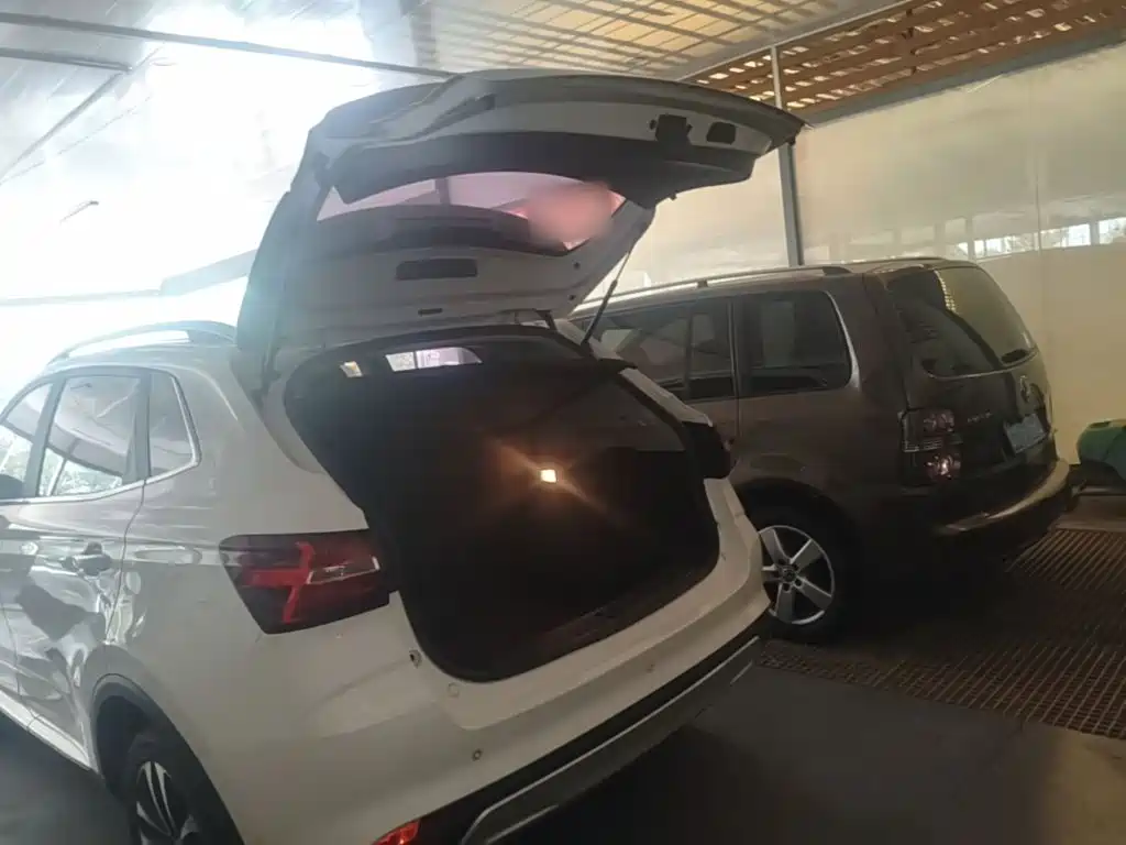 Roewe RX3 — миниатюра 19