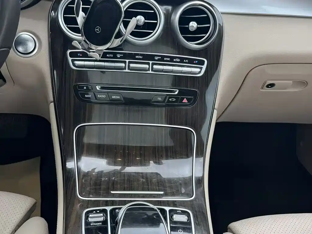 Mercedes-Benz GLC — миниатюра 20