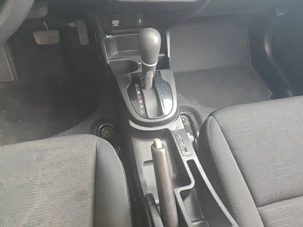 Honda Fit — миниатюра 14