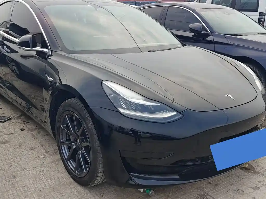 Tesla Model 3 — фотографии объявления, Фото 4