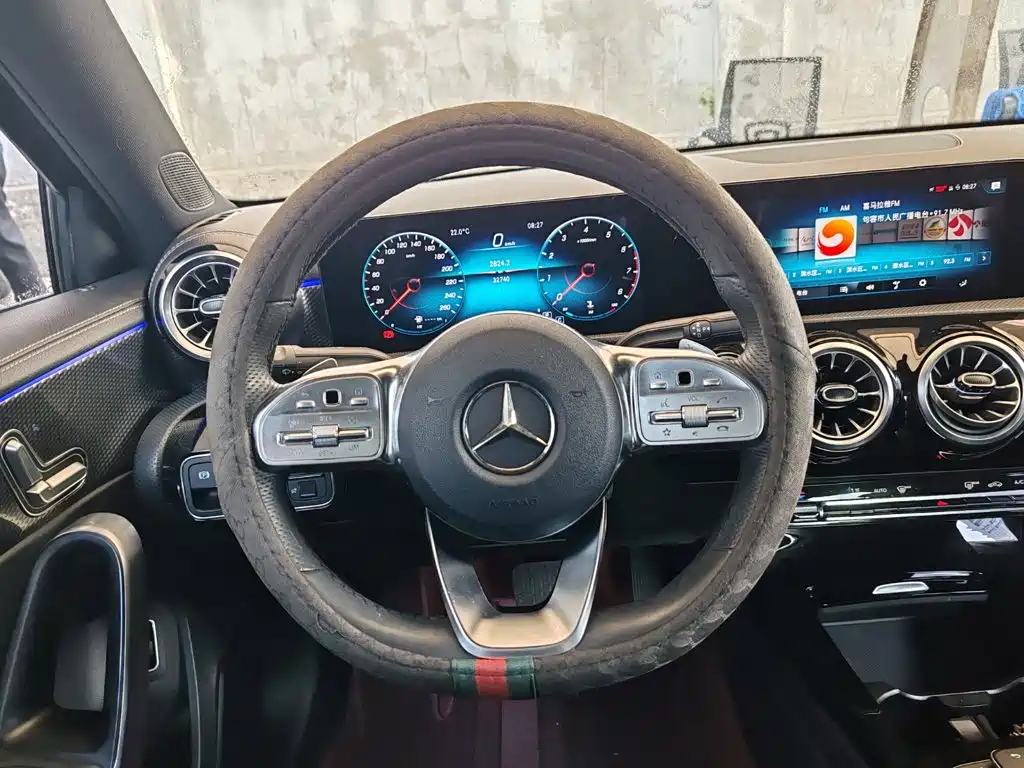 Mercedes-Benz A-Class — миниатюра 10