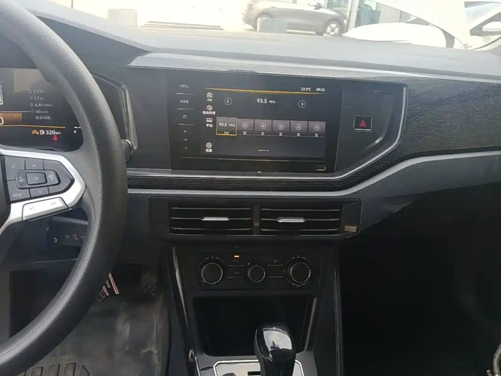Volkswagen Lavida — миниатюра 13
