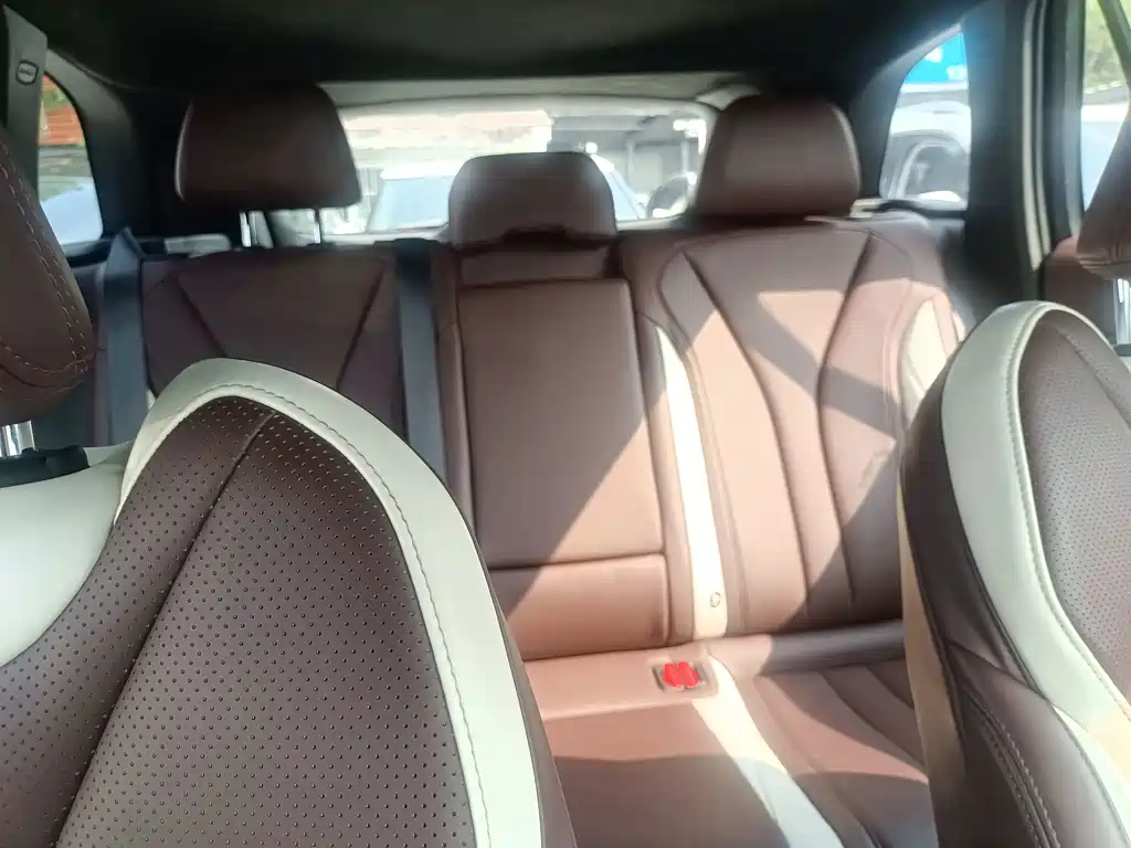 Geely Xingyue L — миниатюра 10