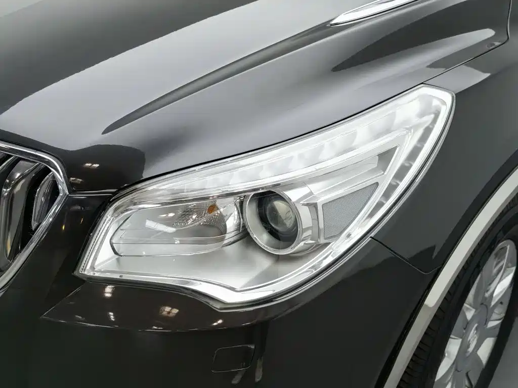 Buick Enclave — миниатюра 7