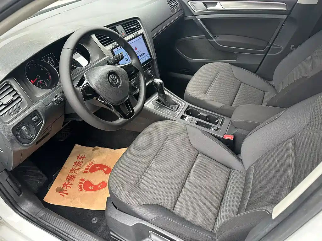 Volkswagen Golf 2015 1.4TSI AT Comfort
