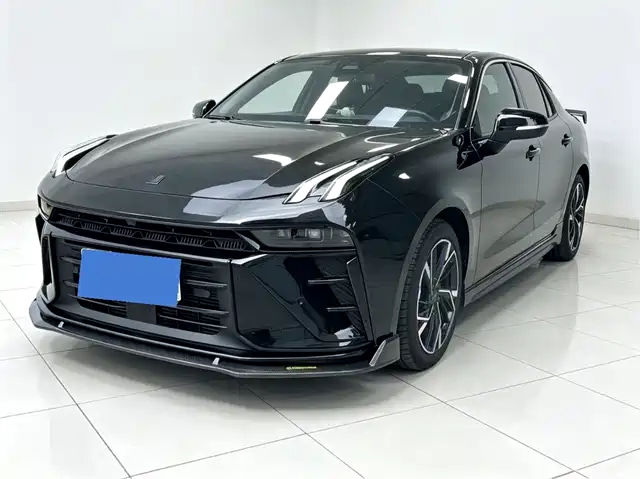 2025 Lynk & Co 03