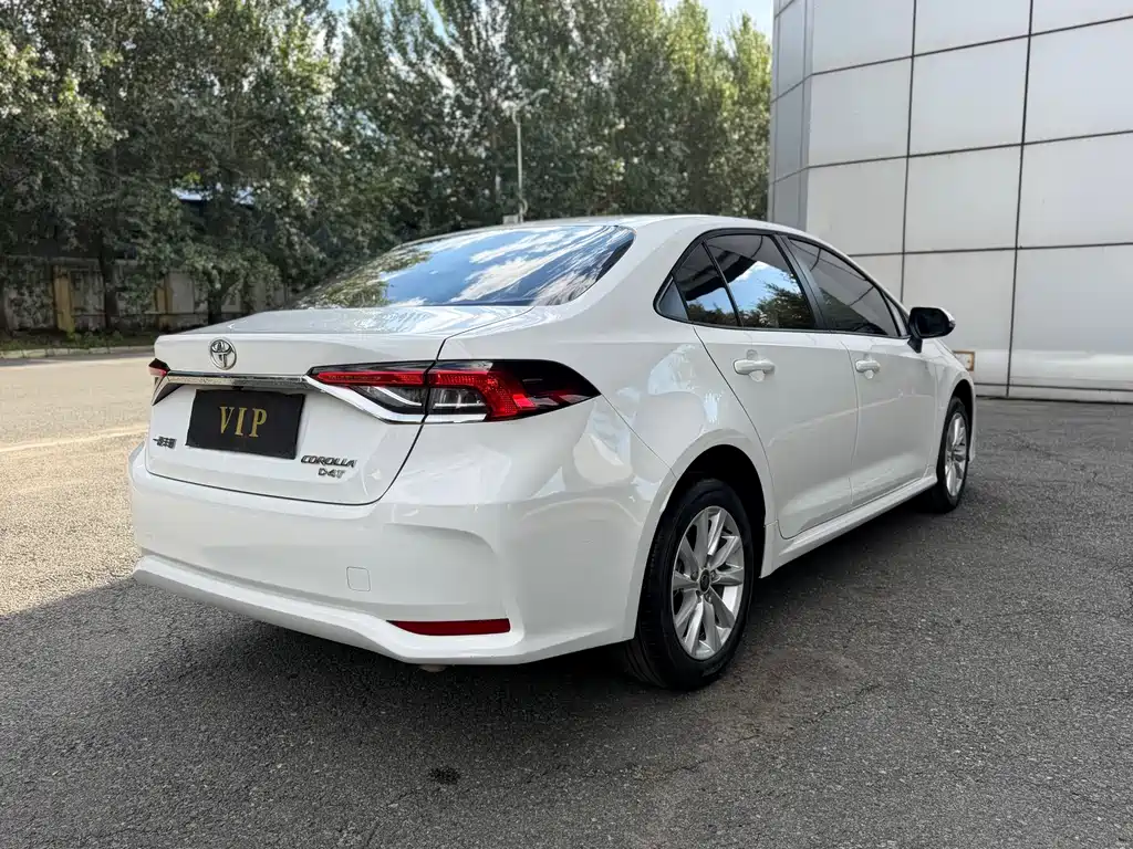 Toyota Corolla — миниатюра 5