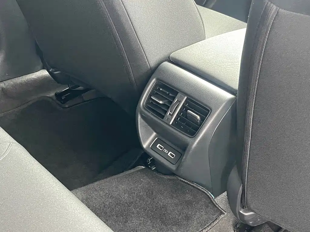 Honda Integra — миниатюра 10
