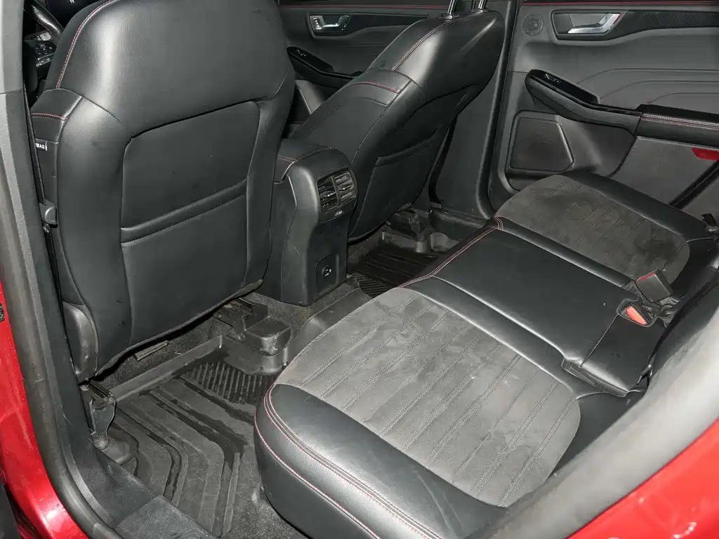 Ford Escape — миниатюра 13